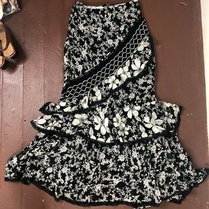 22 Maggio Black & White floral skirt maxi sheer